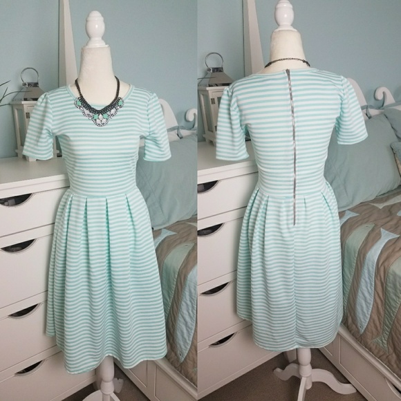 LuLaRoe Dresses & Skirts - Lularoe Mint white striped Rare htf Amelia  dress